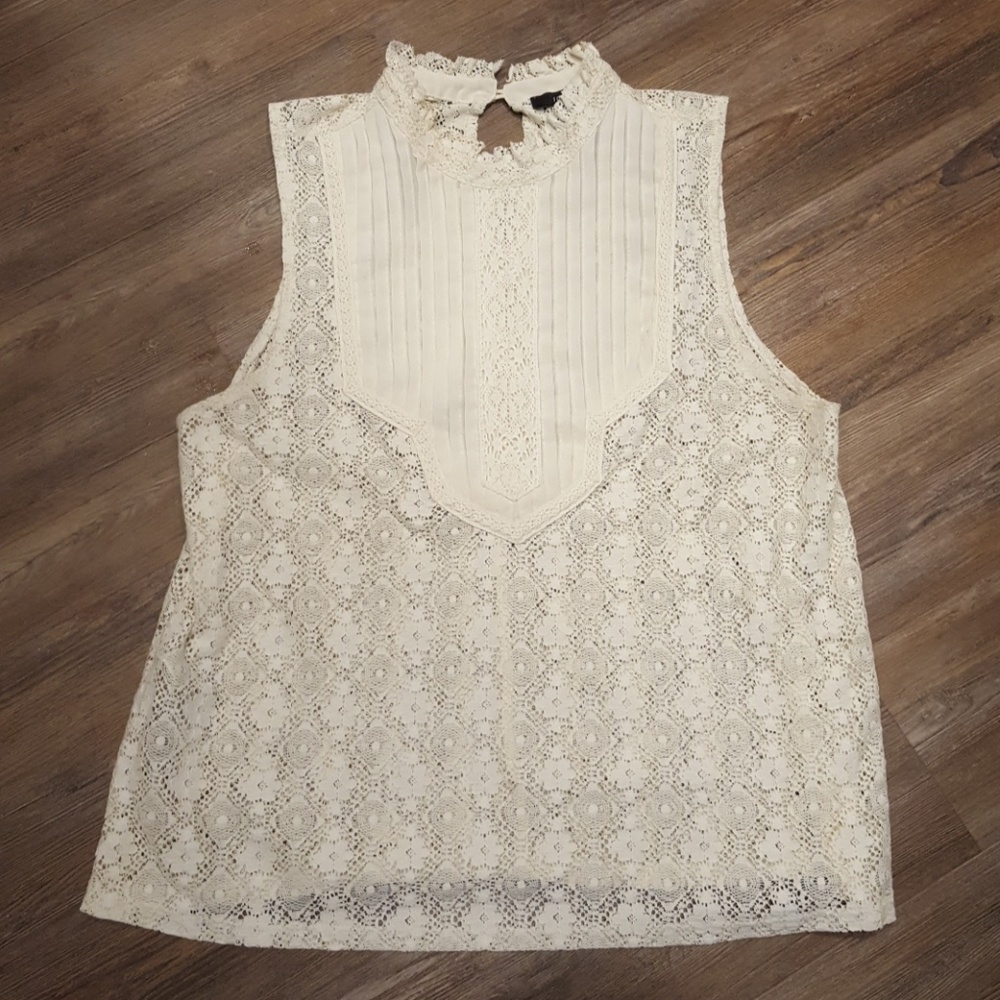 Sleeveless blouse